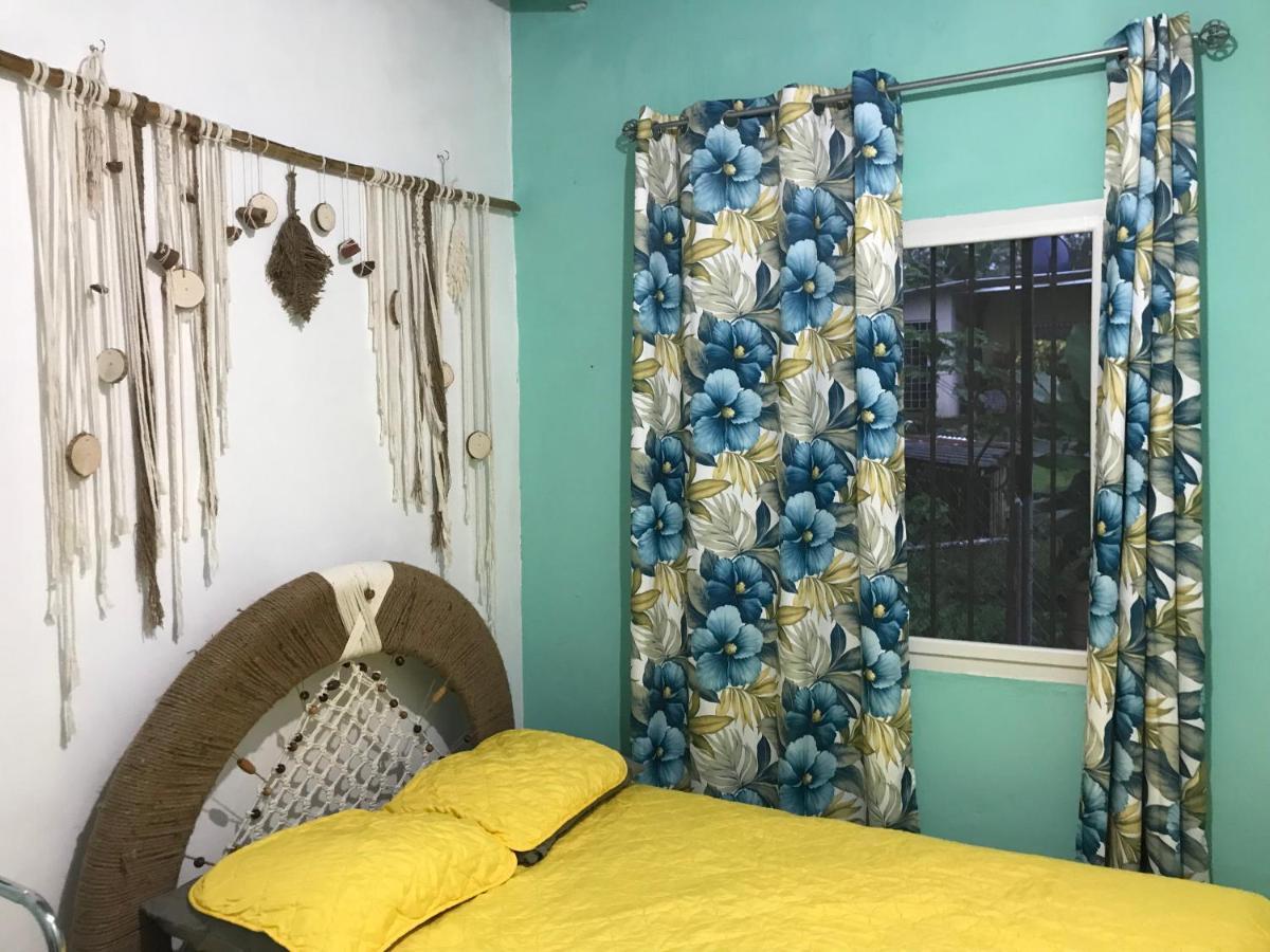Soursop Hostel Cueta Extérieur photo